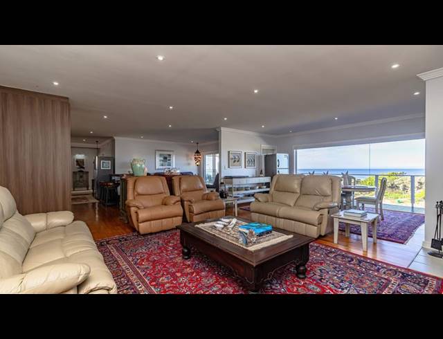 5 BEDROOM HOUSE FOR SALE IN SOUTHERN CROSS